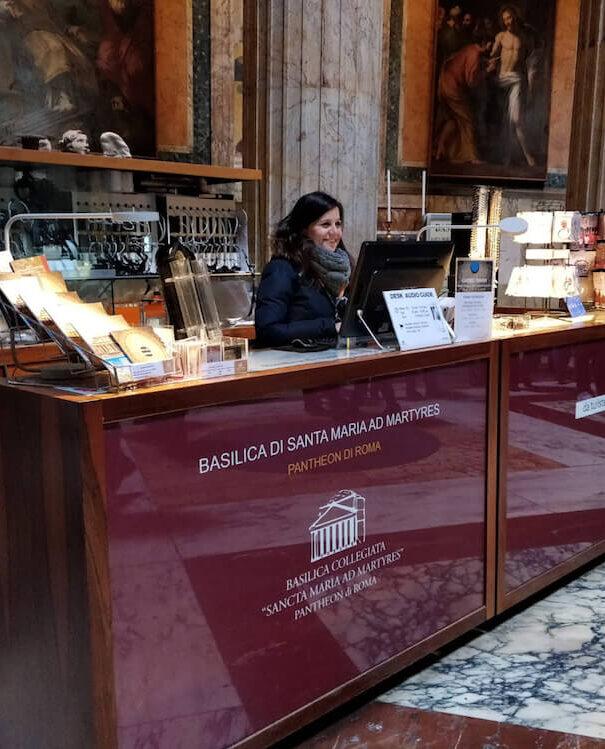 Desk-Audioguide-Pantheon_784